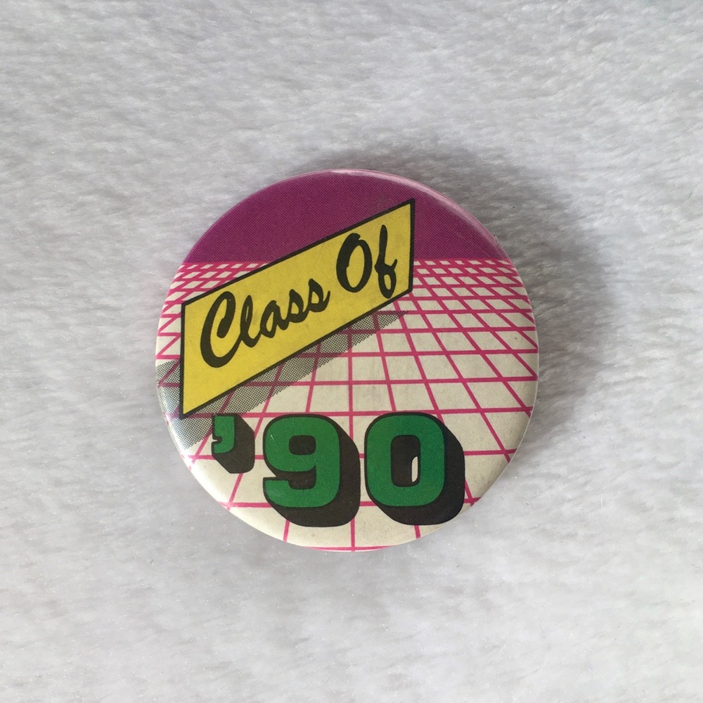 Vintage Pin Class Of 90 Retro Colorful School Button